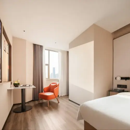 Executive Business Suite (Living Room Large Screen Projection + Zero-Pressure Mattress + Chinese Tea Table + Mini Refrigerator)