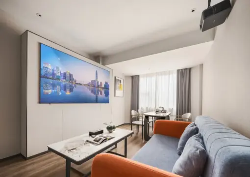 Executive Suite (Living Room Viewing + Zero-Pressure Mattress + Smart Voice Control + Private Refrigerator)