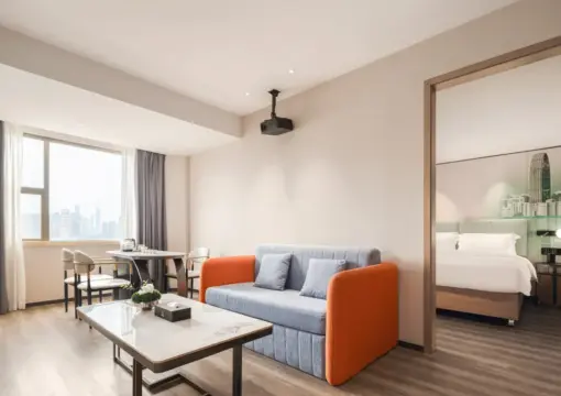 Executive Suite (Living Room Viewing + Zero-Pressure Mattress + Smart Voice Control + Private Refrigerator)
