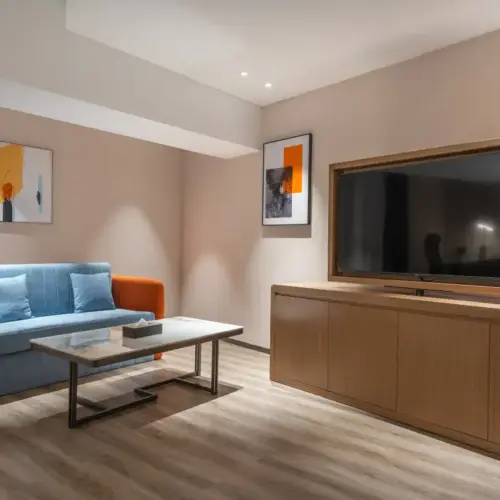 Family Suite (Family-Friendly Layout + Whole-House Smart Voice Control + Private Refrigerator)