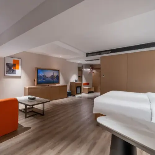 Family Suite (Family-Friendly Layout + Whole-House Smart Voice Control + Private Refrigerator)