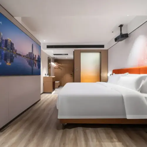 Hollywood Audio-Visual Queen Room (Large Screen Projection, Smart Voice Control, Private Refrigerator)
