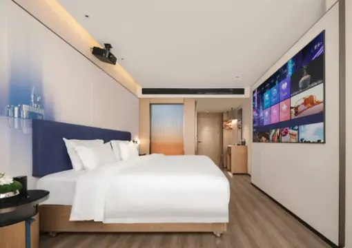 Hollywood Audio-Visual Super Queen Room (Large Screen Projection + Smart Voice Control + Private Refrigerator)