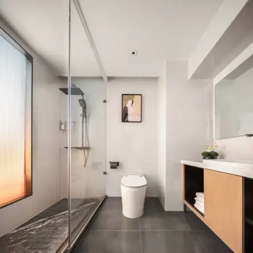 Light Luxury Audio-Visual Queen Room (Large Screen Projection + Smart Voice Control + Private Refrigerator)