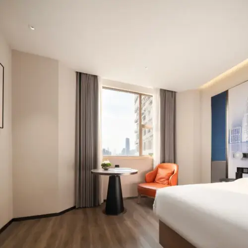 Light Luxury Twin Room (Deep Memory Pillow | Zero-Pressure Mattress + Whole-House Smart Control + Mini Refrigerator)
