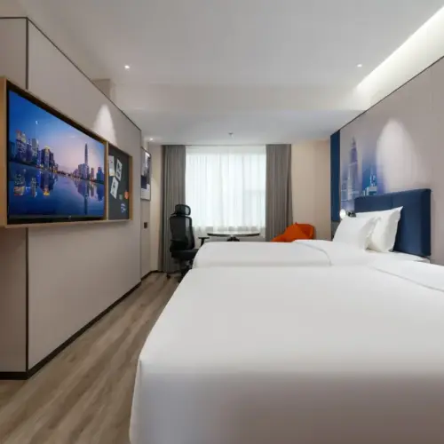 Light Luxury Twin Room (Deep Memory Pillow | Zero-Pressure Mattress + Whole-House Smart Control + Mini Refrigerator)