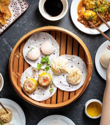 Eating Like a Local: The Ultimate Luohu Culinary & Dim Sum Trail
